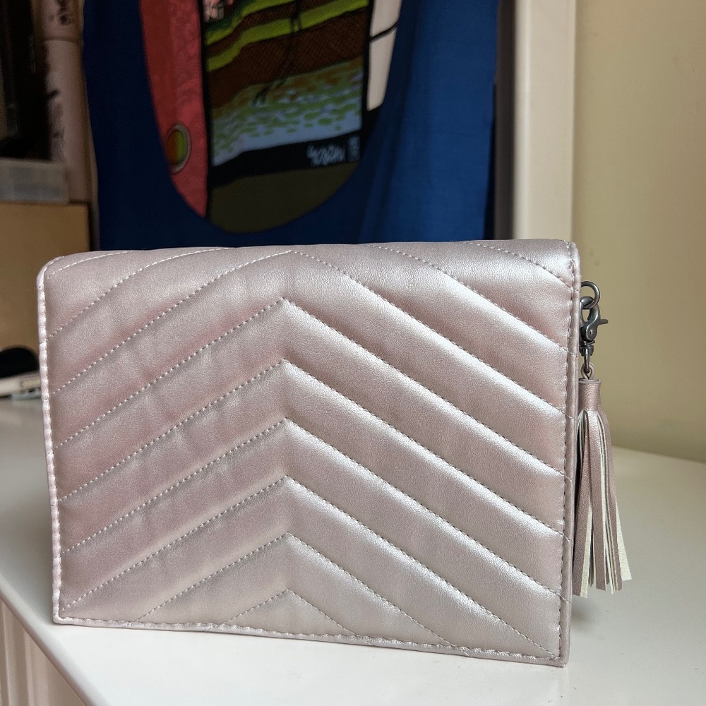 Elegant Pink lilac Metallic tassel lady’s clutch